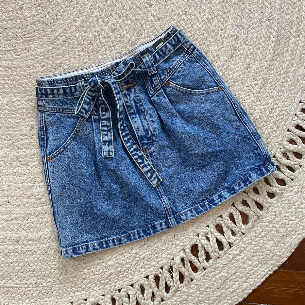 ABERCROMBIE & FITCH